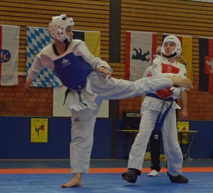 DKK13B17.JPG